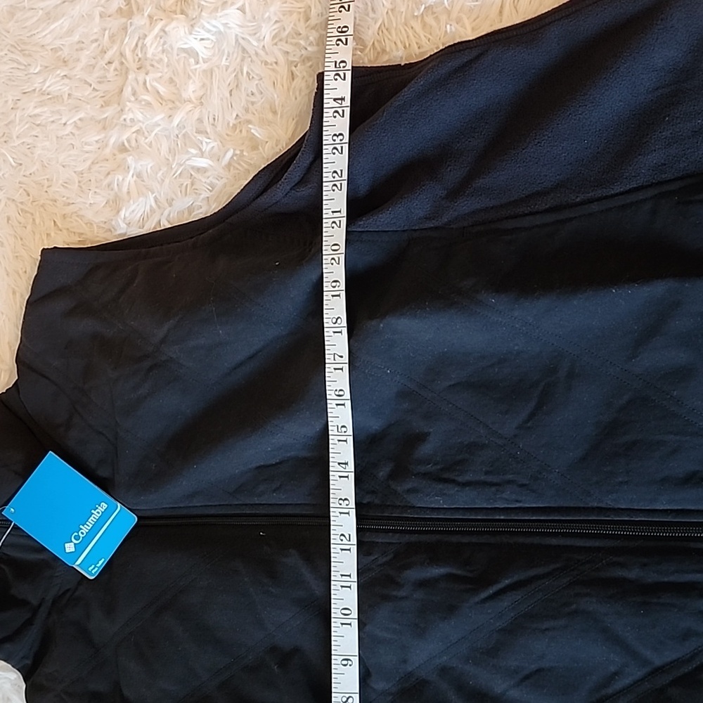 Columbia   Black Fleece Vest Brand New - Picture 3 of 7